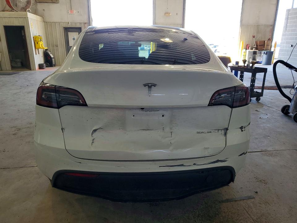 Продажа на аукционе авто 2023 Tesla Model Y, vin: 7SAYGDEE6PF752147, номер лота: 46244486