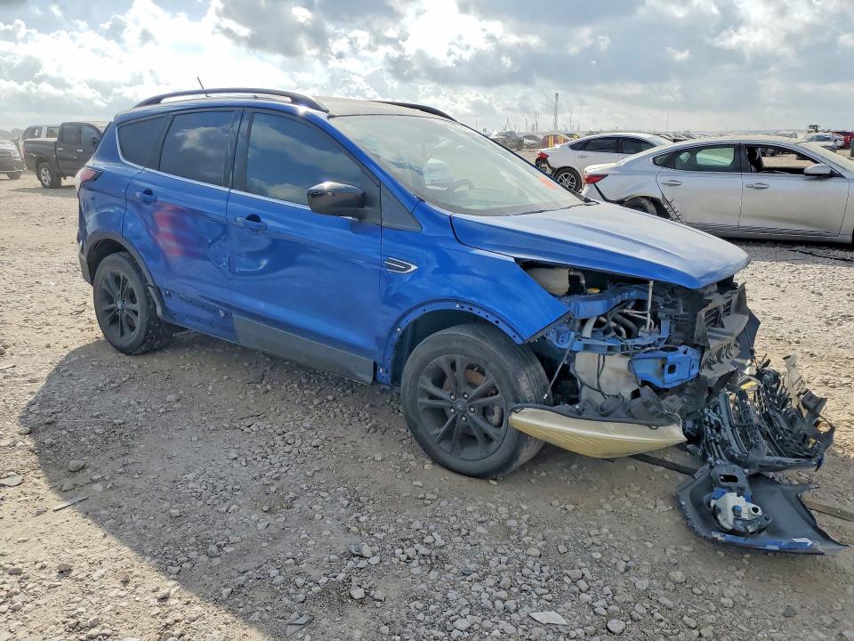 2018 Ford Escape მანქანა იყიდება აუქციონზე, vin: 1FMCU0GD6JUB42255, აუქციონის ნომერი: 48051716