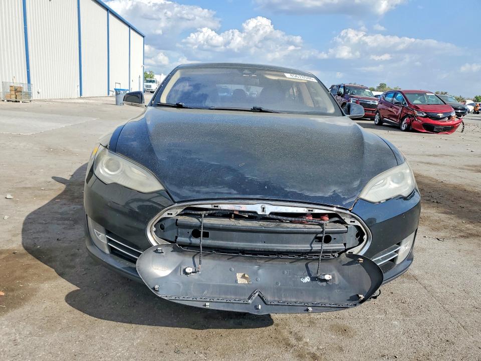 Aukcja sprzedaży 2015 Tesla Model S, vin: 5YJSA1H15FFP71556, numer aukcji: 45678946