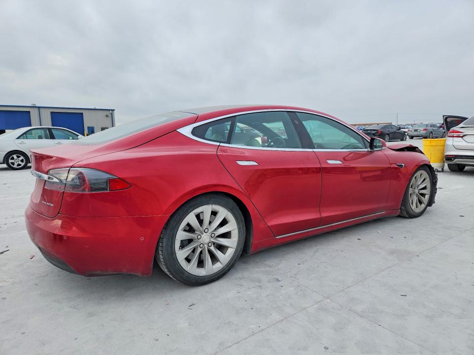 76513825 :رقم المزاد ، 5YJSA1E29LF364901 vin ، 2020 Tesla Model S مزاد بيع