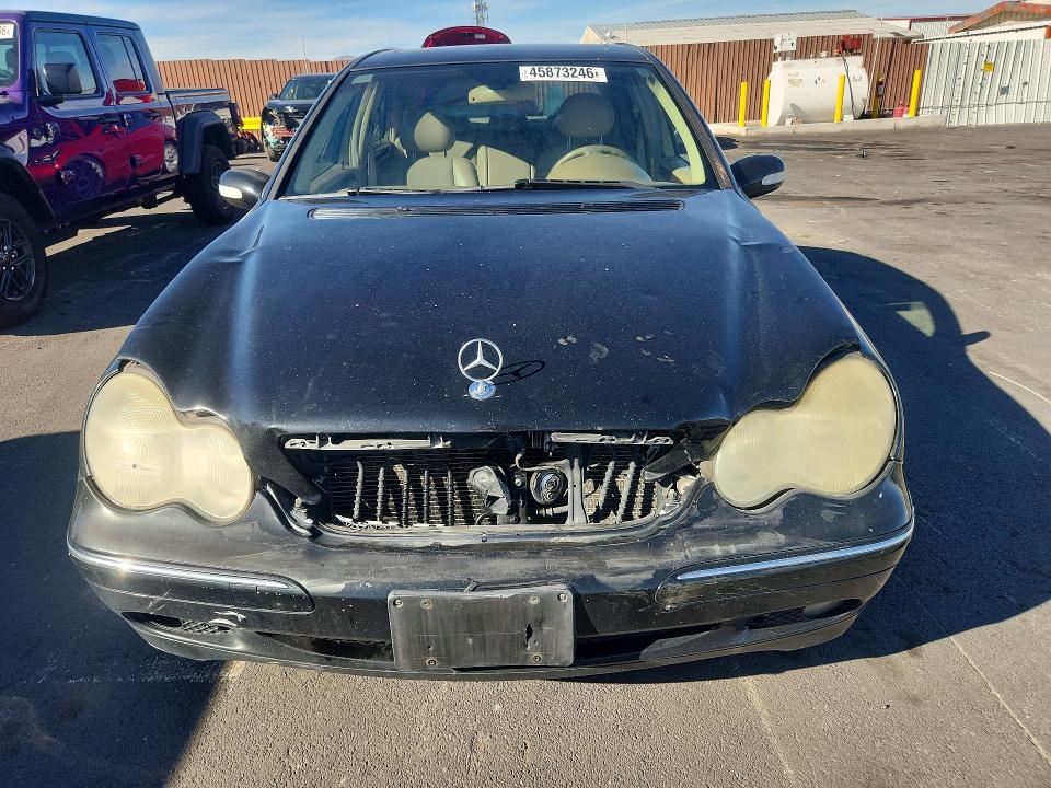Продажа на аукционе авто 2004 Mercedes-benz C, vin: WDBRF84J84F555903, номер лота: 45873246