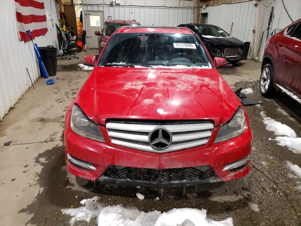 Продаж на аукціоні авто 2012 Mercedes-benz C, vin: WDDGF8BB9CA612566, номер лоту: 45570696