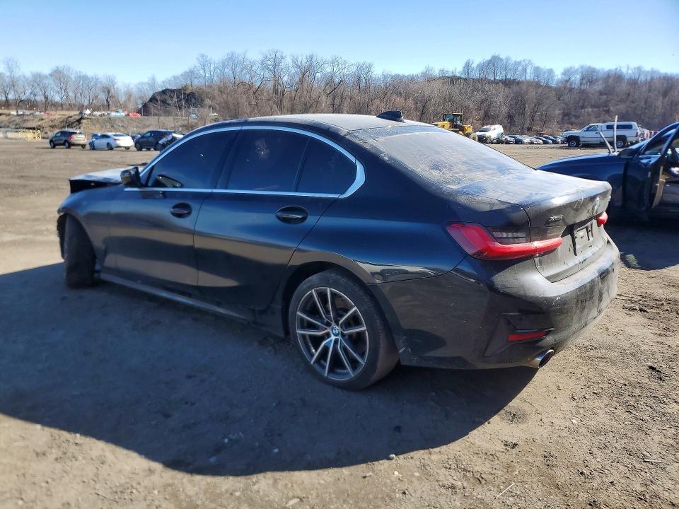 46400266 :رقم المزاد ، 3MW5R7J05M8C07401 vin ، 2021 Bmw 330xi مزاد بيع