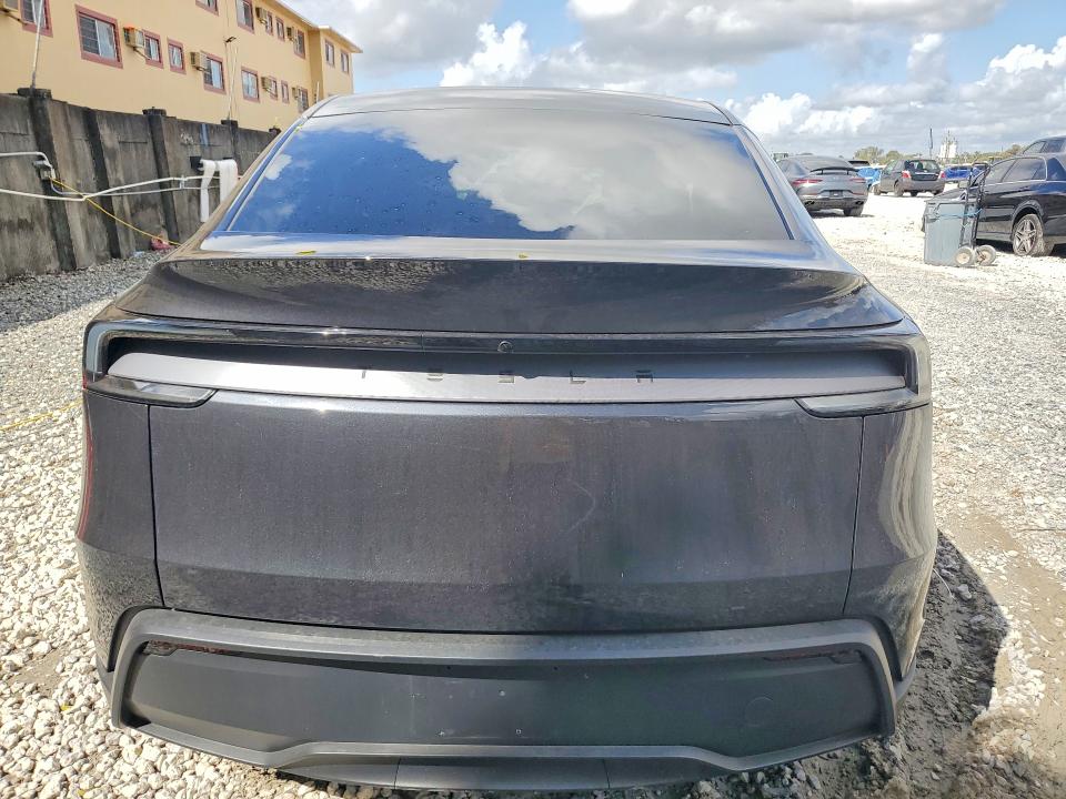 2026 Tesla Model Y მანქანა იყიდება აუქციონზე, vin: 7SAYGDED5TF387297, აუქციონის ნომერი: 79687275