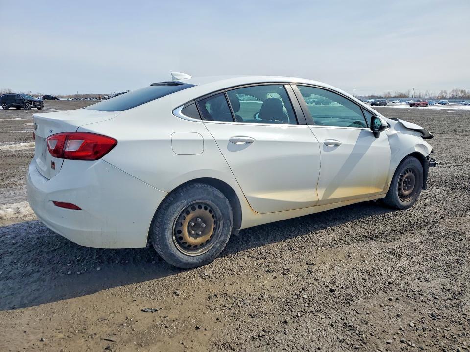 Продаж на аукціоні авто 2018 Chevrolet Cruze, vin: 1G1BE5SM2J7138177, номер лоту: 46915626