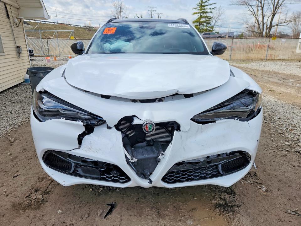 Продаж на аукціоні авто 2024 Alfa Romeo Stelvio, vin: ZASPAKBN9R7D77972, номер лоту: 41626696