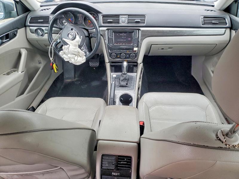 Продажа на аукционе авто 2017 Volkswagen Passat, vin: 1VWBT7A33HC065272, номер лота: 47296886