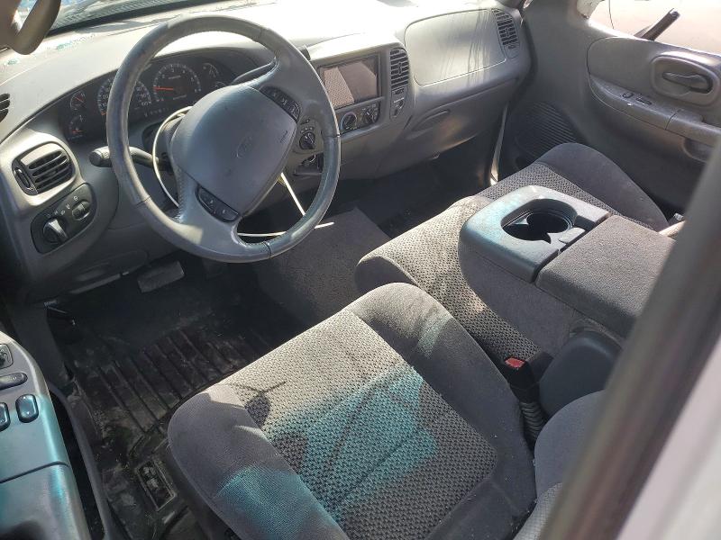 79805795 :رقم المزاد ، 1FTRX18L42NA58545 vin ، 2002 Ford F150 مزاد بيع