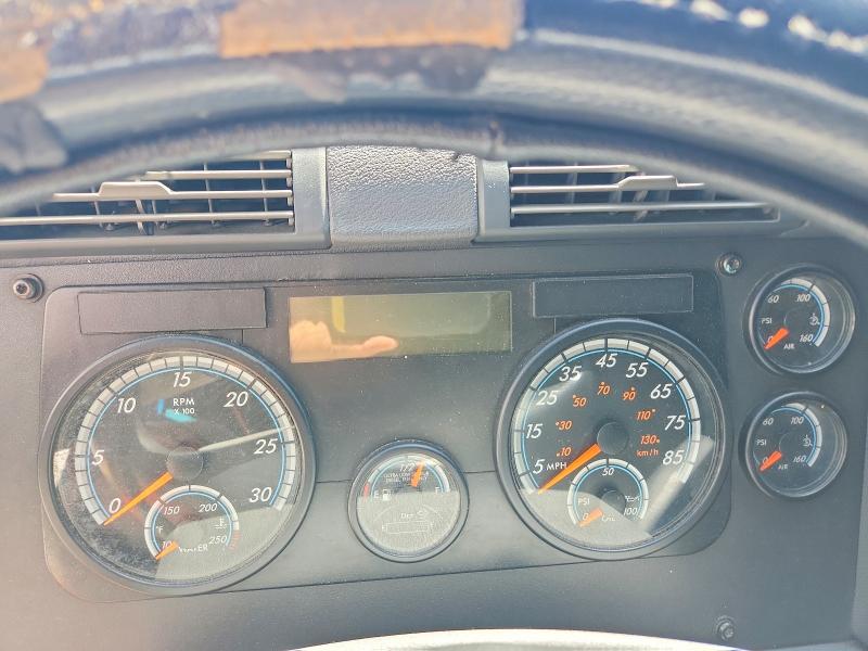 2018 Freightliner Cascadia 125 მანქანა იყიდება აუქციონზე, vin: 3AKJGLDR2JDJU7223, აუქციონის ნომერი: 41627716