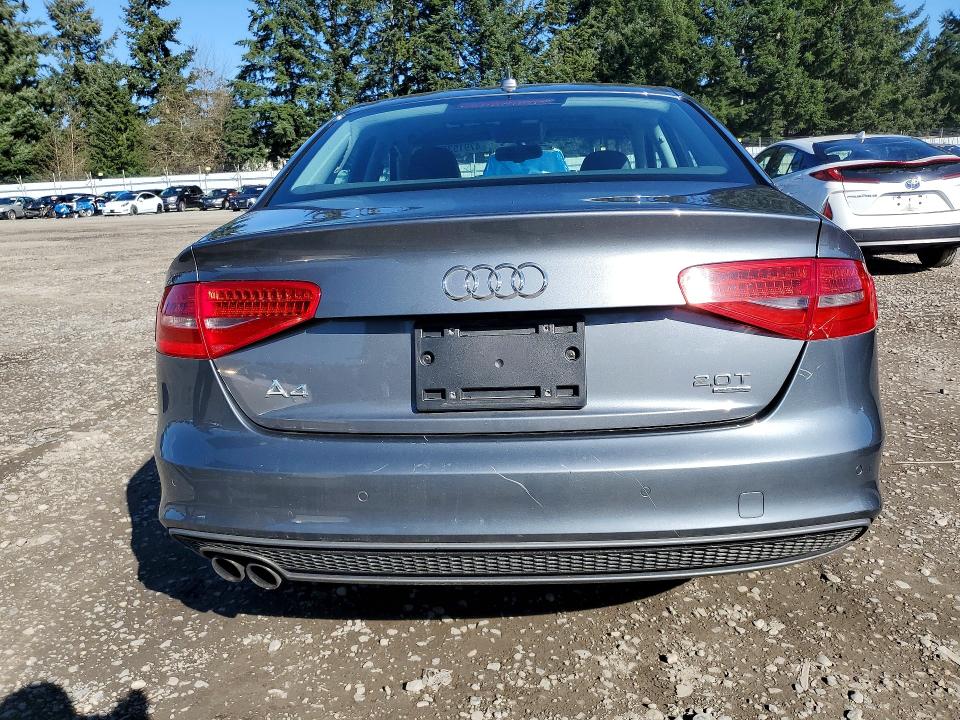 47915356 :رقم المزاد ، WAUFFAFL0FN008950 vin ، 2015 Audi A4 مزاد بيع