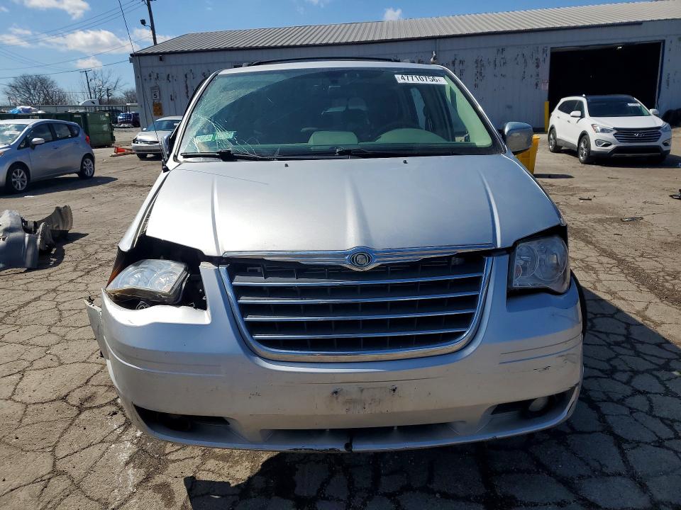 Продажа на аукционе авто 2010 Chrysler Town & Country, vin: 2A4RR5D15AR138552, номер лота: 47710756