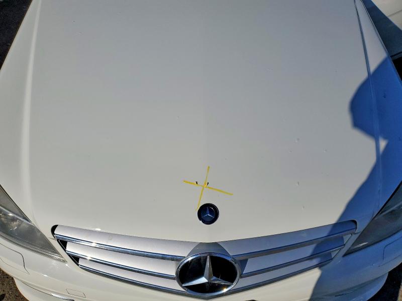 46936416 :رقم المزاد ، WDDGF8BB1BF551859 vin ، 2011 Mercedes-benz C مزاد بيع
