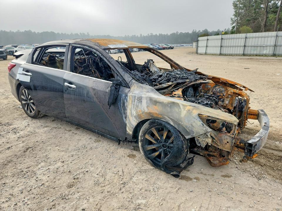 Aukcja sprzedaży 2018 Nissan Altima, vin: 1N4AL3AP8JC213504, numer aukcji: 79382455