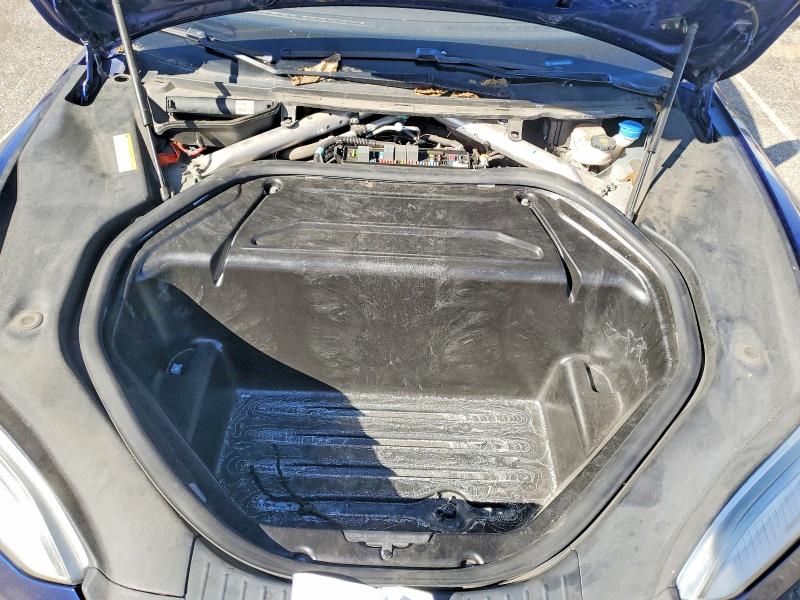 Продажа на аукционе авто 2015 Tesla Model S, vin: 5YJSA1E2XFF120162, номер лота: 79837635