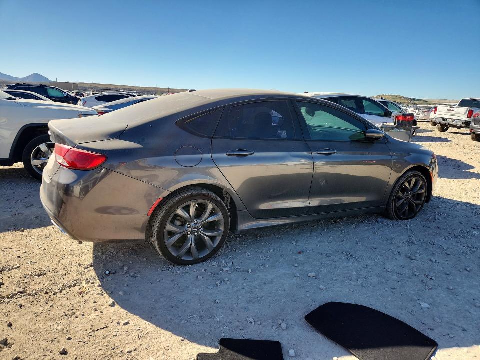 2015 Chrysler 200 მანქანა იყიდება აუქციონზე, vin: 1C3CCCDG2FN557005, აუქციონის ნომერი: 46930476