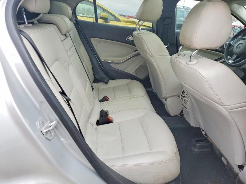 2018 Mercedes-benz Gla მანქანა იყიდება აუქციონზე, vin: WDCTG4GB5JJ463247, აუქციონის ნომერი: 47023986