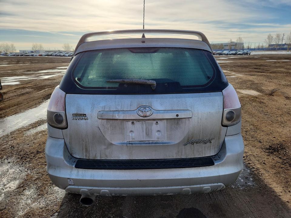 41722806 :رقم المزاد ، 2T1KR32E85C907763 vin ، 2005 Toyota Matrix مزاد بيع