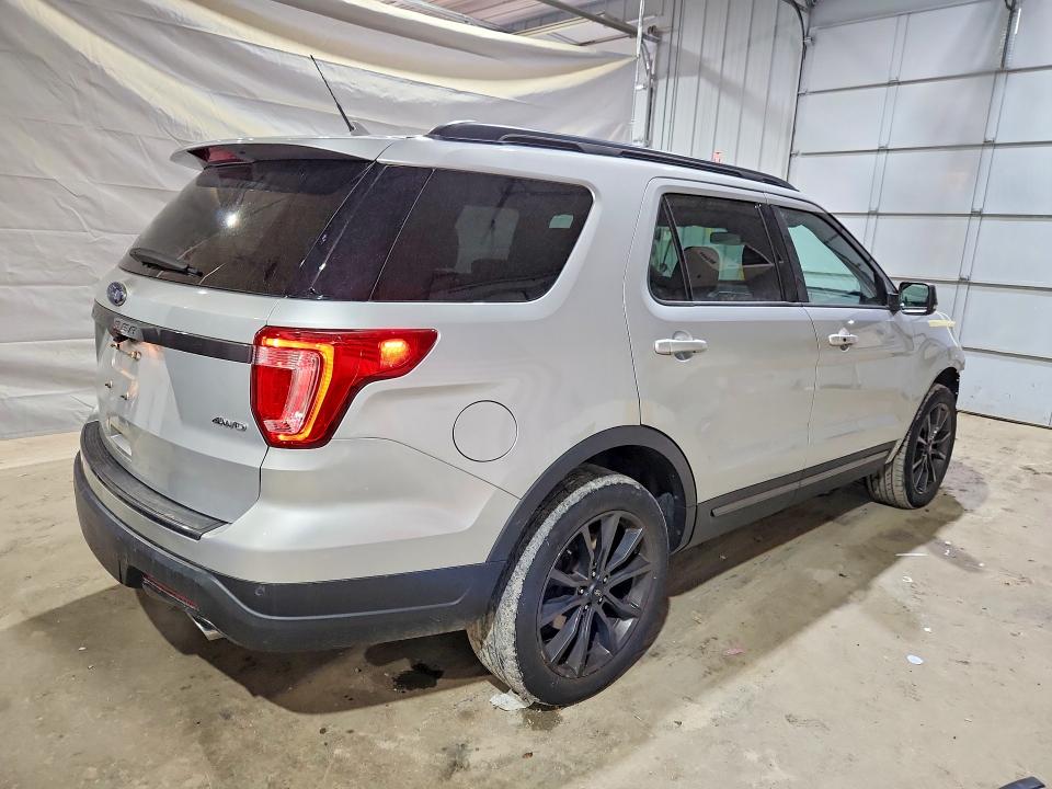 45574866 :رقم المزاد ، 1FM5K8D87JGC89106 vin ، 2018 Ford Explorer مزاد بيع