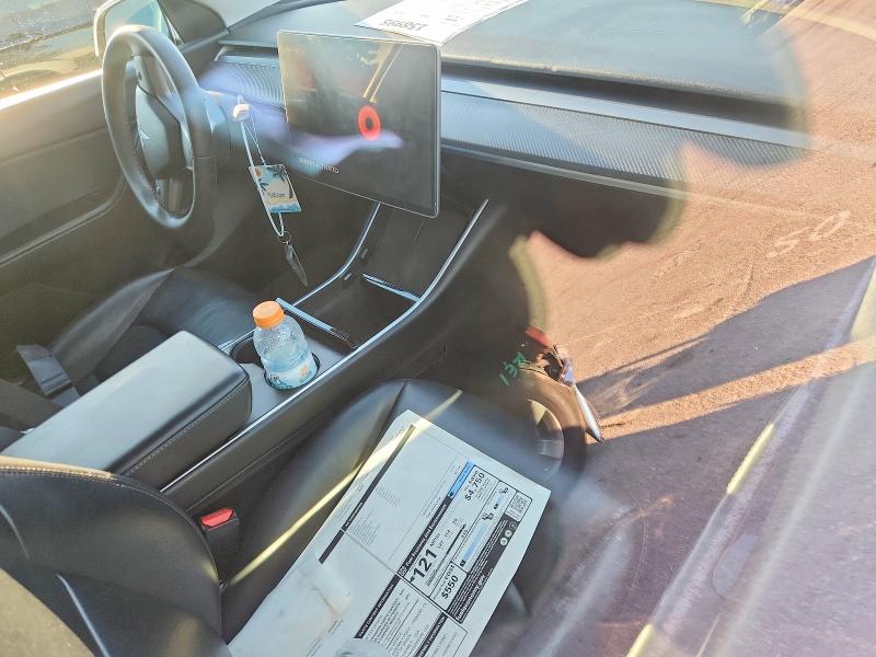 46687166 :رقم المزاد ، 5YJYGDEE7LF054685 vin ، 2020 Tesla Model Y مزاد بيع