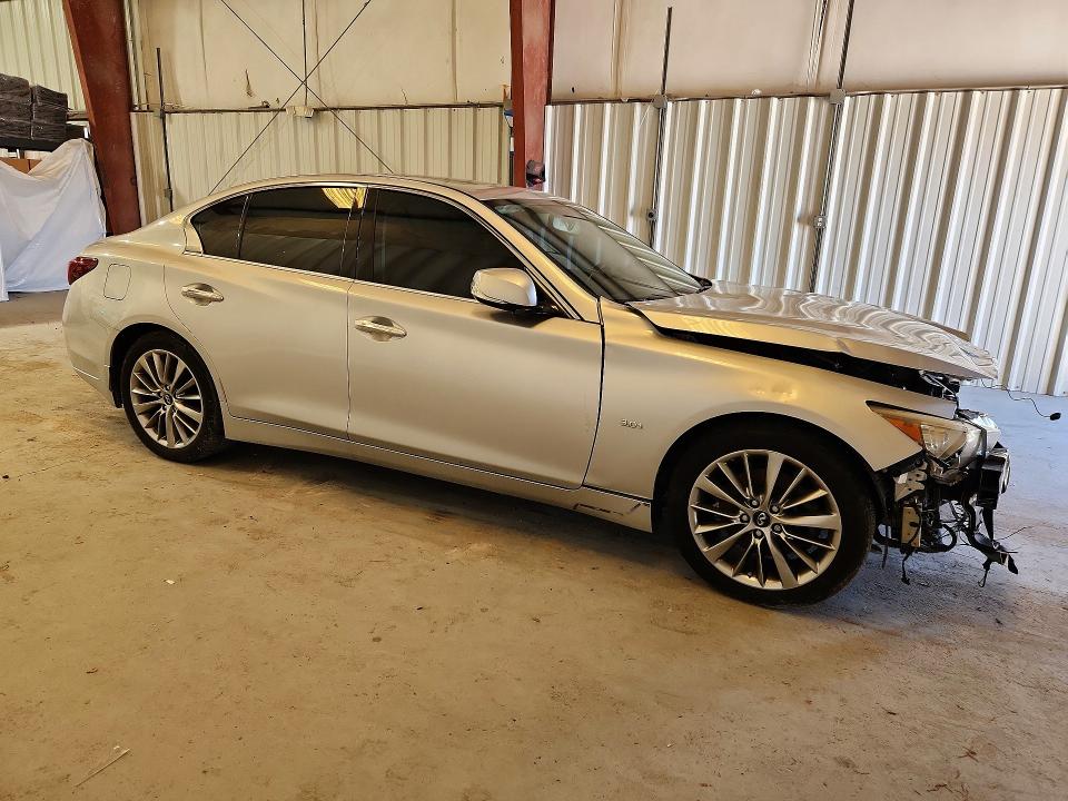 41992416 :رقم المزاد ، JN1EV7AR1JM612220 vin ، 2018 Infiniti Q50 مزاد بيع