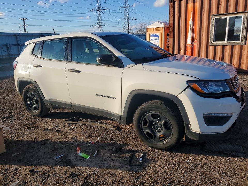 2018 Jeep Compass მანქანა იყიდება აუქციონზე, vin: 3C4NJCABXJT318832, აუქციონის ნომერი: 46046956