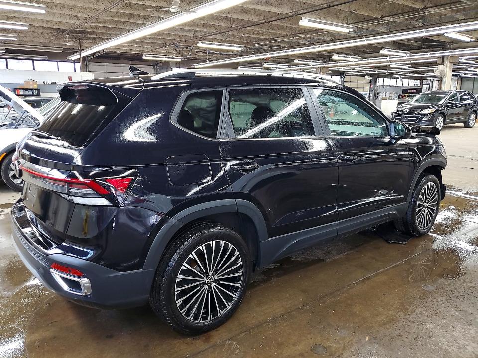 2026 Volkswagen Taos მანქანა იყიდება აუქციონზე, vin: 3VVSC7B21TM007520, აუქციონის ნომერი: 47428356