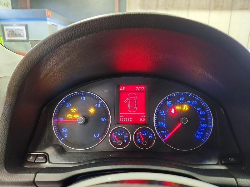 47333356 :رقم المزاد ، 3VWRL71K19M063624 vin ، 2009 Volkswagen Jetta مزاد بيع