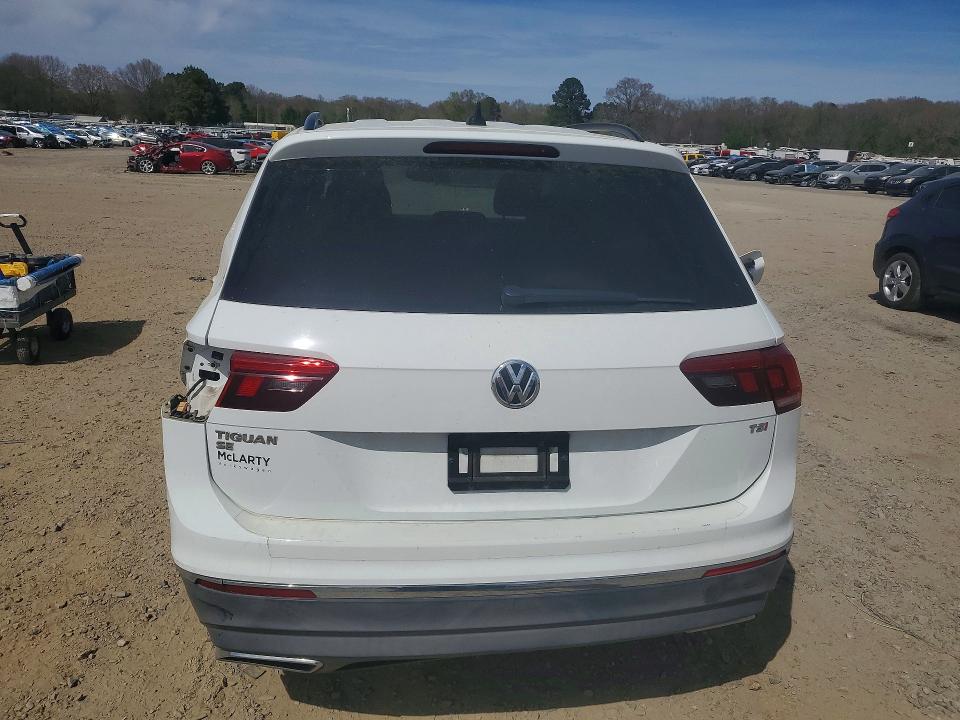 46657016 :رقم المزاد ، 3VV3B7AX0JM214675 vin ، 2018 Volkswagen Tiguan مزاد بيع