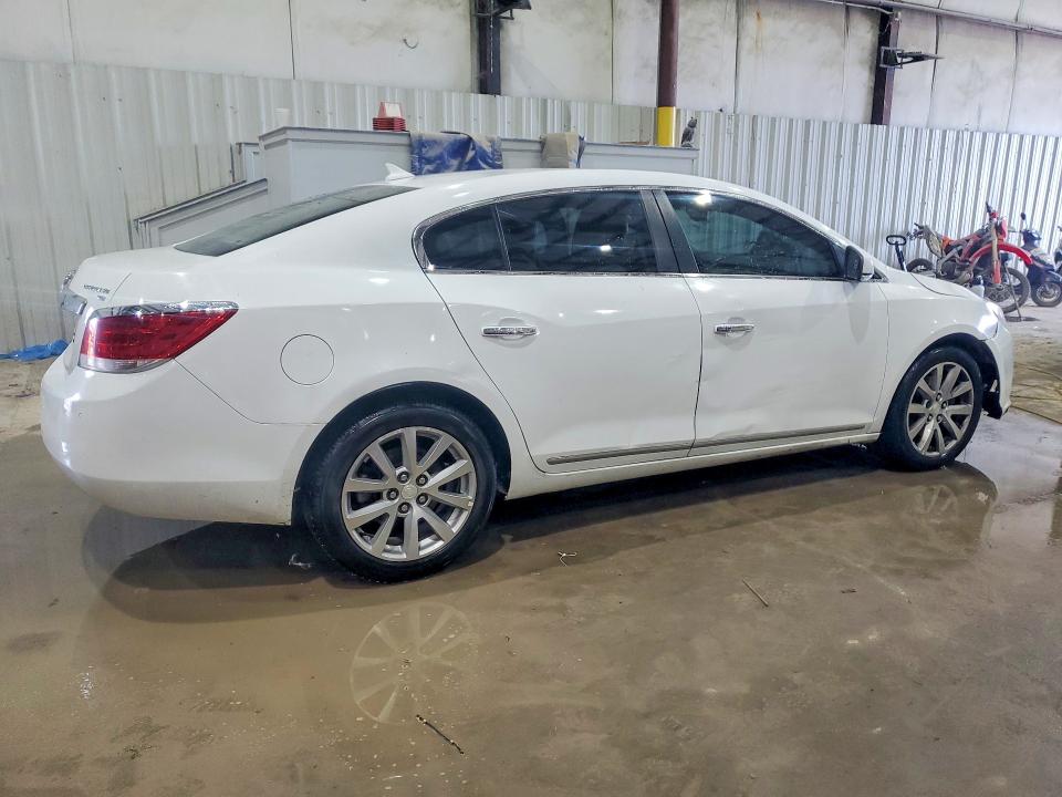 2010 Buick Lacrosse მანქანა იყიდება აუქციონზე, vin: 1G4GC5EG1AF204101, აუქციონის ნომერი: 48127516