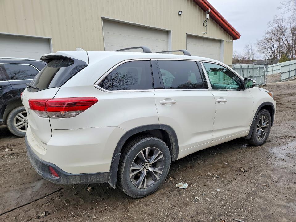 Продажа на аукционе авто 2017 Toyota Highlander, vin: 5TDBZRFH6HS378090, номер лота: 45498906