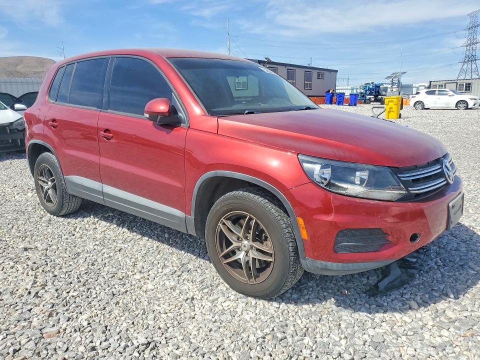 2012 Volkswagen Tiguan მანქანა იყიდება აუქციონზე, vin: WVGAV7AX7CW004571, აუქციონის ნომერი: 47572196