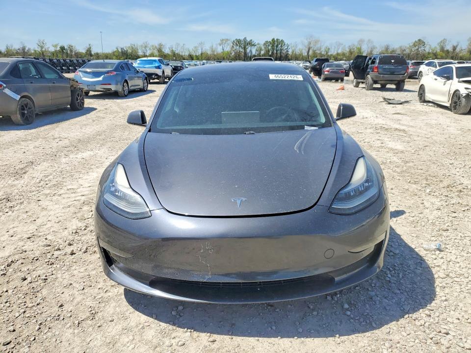 46522426 :رقم المزاد ، 5YJ3E1EC0MF860690 vin ، 2021 Tesla Model 3 مزاد بيع