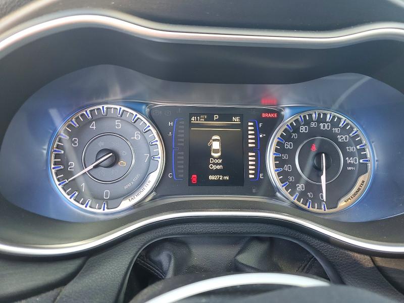 79594095 :رقم المزاد ، 1C3CCCAB7FN556344 vin ، 2015 Chrysler 200 مزاد بيع