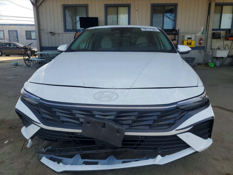 79117785 :رقم المزاد ، KMHLN4DJ5RU103599 vin ، 2024 Hyundai Elantra Hybrid مزاد بيع