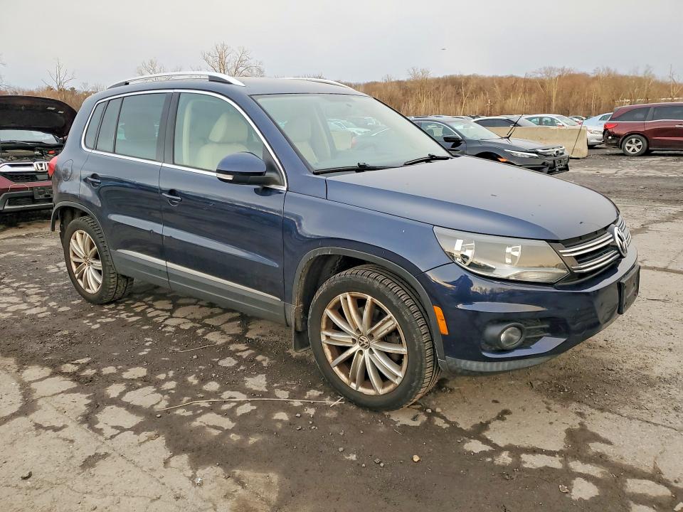 45961816 :رقم المزاد ، WVGBV3AX8EW569024 vin ، 2014 Volkswagen Tiguan مزاد بيع