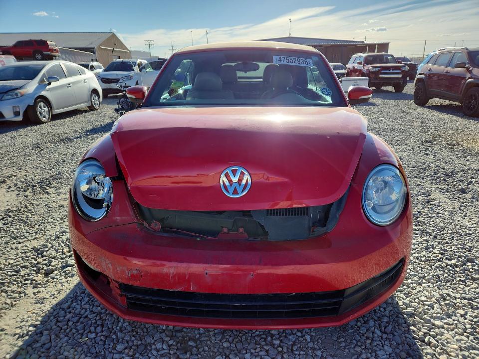 Продажа на аукционе авто 2015 Volkswagen Beetle, vin: 3VW517AT9FM802750, номер лота: 47552936