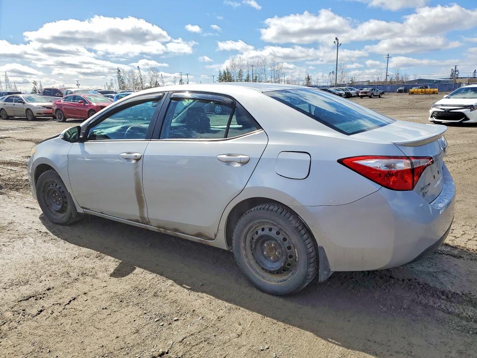 46150616 :رقم المزاد ، 2T1BURHE6FC266266 vin ، 2015 Toyota Corolla S 4dr مزاد بيع