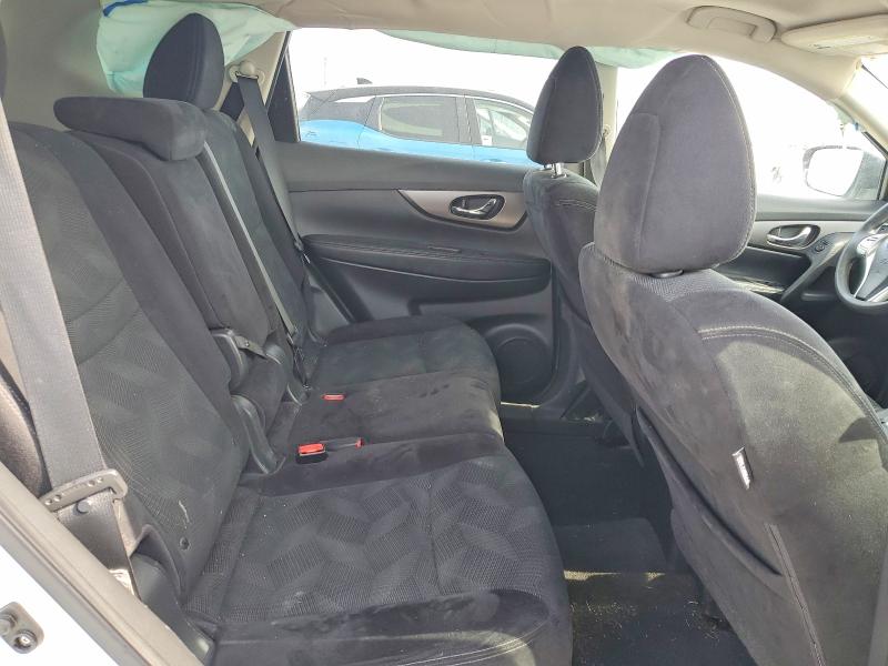 41583736 :رقم المزاد ، 5N1AT2MV6FC779632 vin ، 2015 Nissan Rogue مزاد بيع