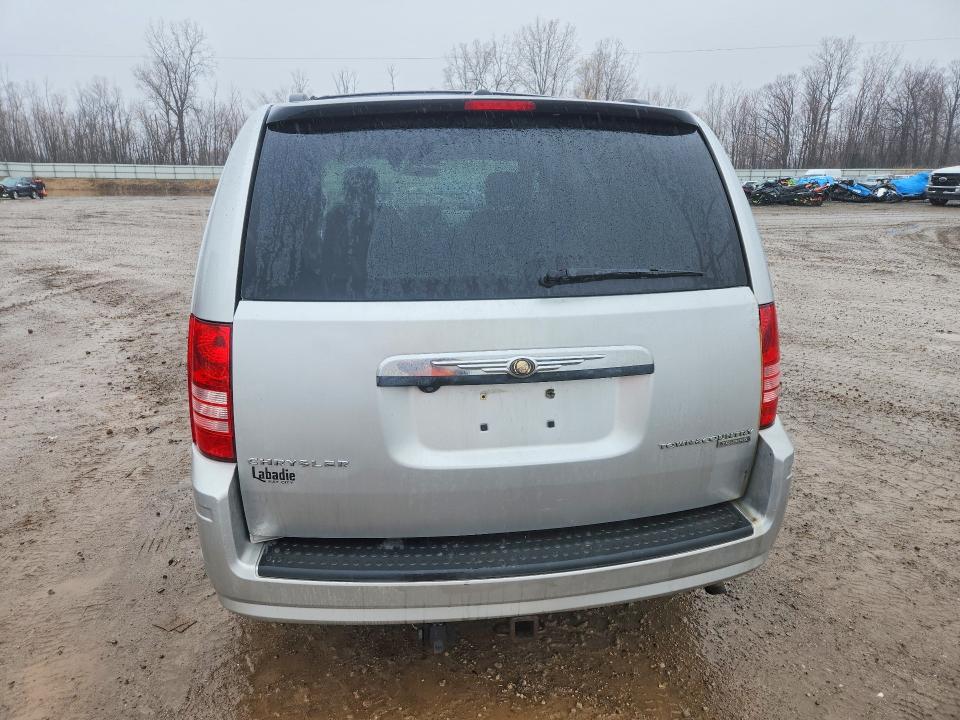 2010 Chrysler Town & Country მანქანა იყიდება აუქციონზე, vin: 2A4RR5D1XAR253812, აუქციონის ნომერი: 45532946