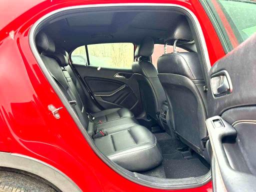 76570525 :رقم المزاد ، WDCTG4GB4KU018952 vin ، 2019 Mercedes-benz Gla مزاد بيع