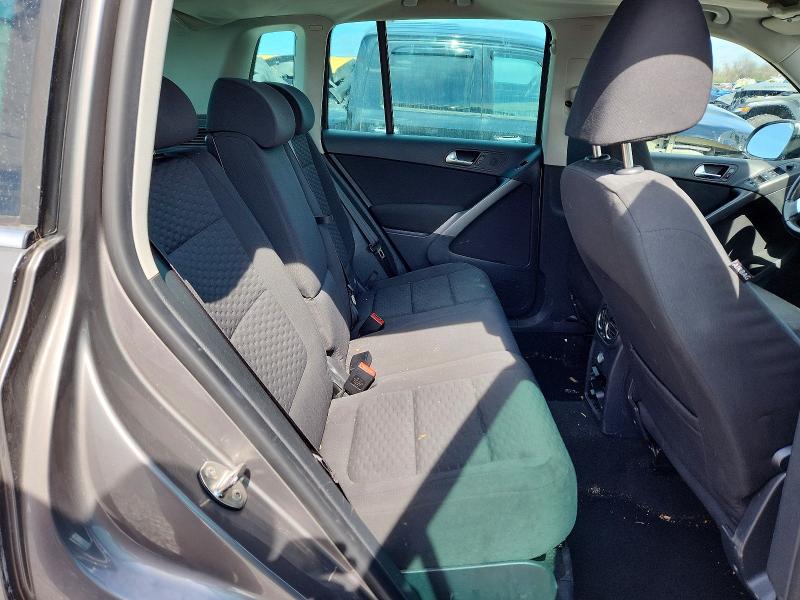 47627646 :رقم المزاد ، WVGBV75NX9W520977 vin ، 2009 Volkswagen Tiguan مزاد بيع