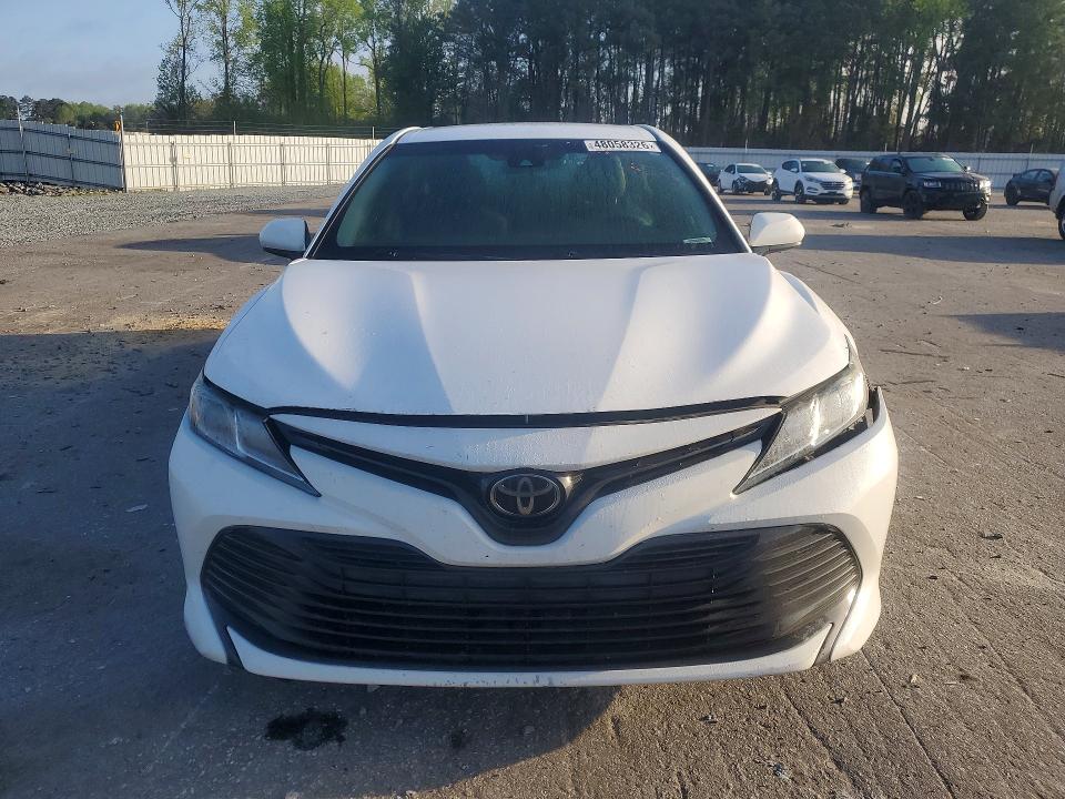 Продажа на аукционе авто 2018 Toyota Camry, vin: 4T1B11HKXJU092466, номер лота: 48058326