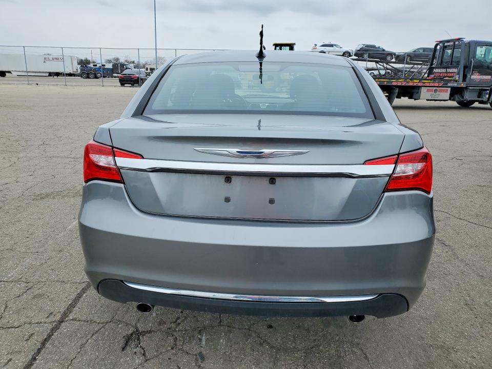 46767896 :رقم المزاد ، 1C3BC1FG9BN613061 vin ، 2011 Chrysler 200 مزاد بيع