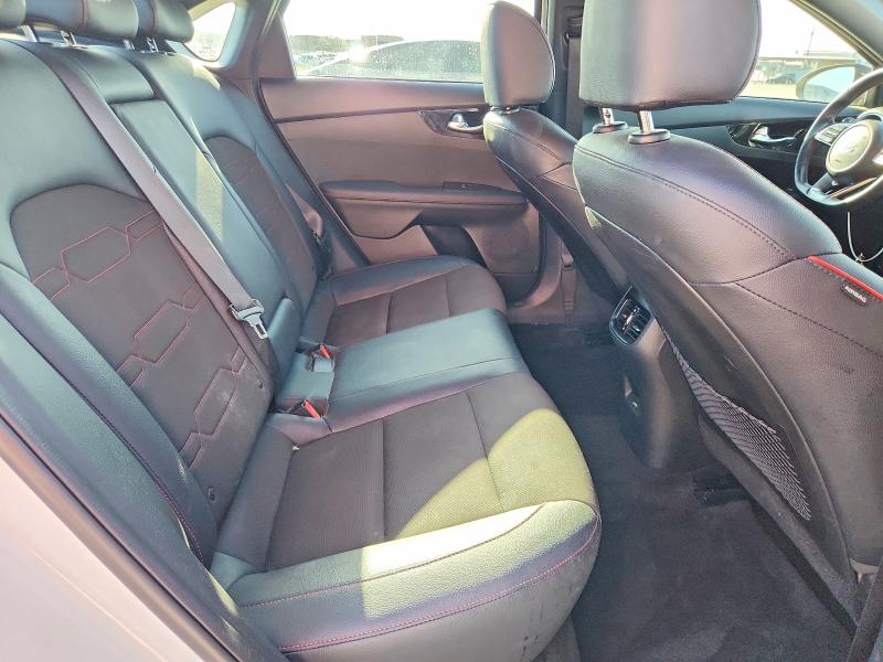 47737346 :رقم المزاد ، 3KPF44AC6PE530361 vin ، 2023 Kia Forte مزاد بيع