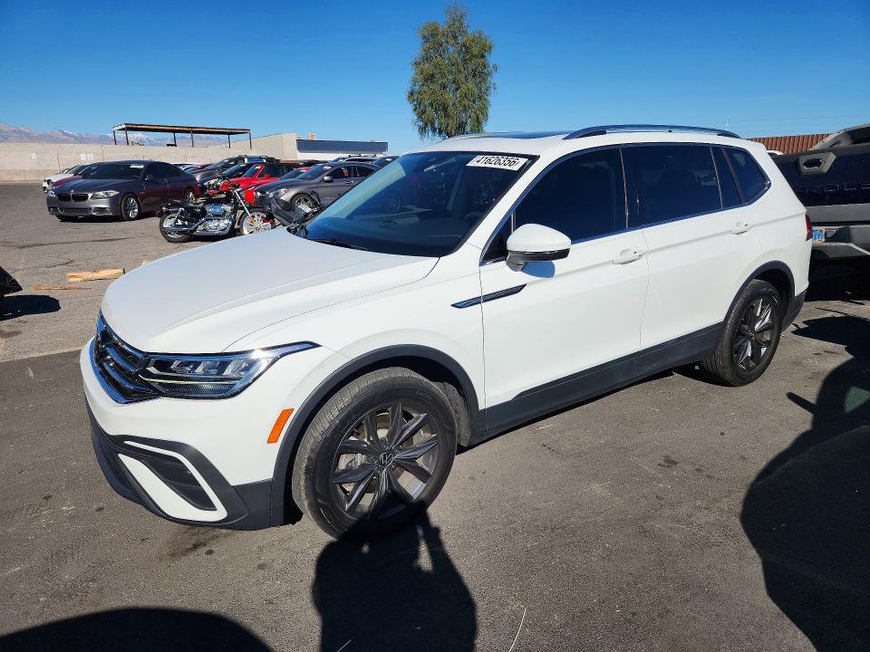 41626356 :رقم المزاد ، 3VV3B7AX4NM108218 vin ، 2022 Volkswagen Tiguan مزاد بيع