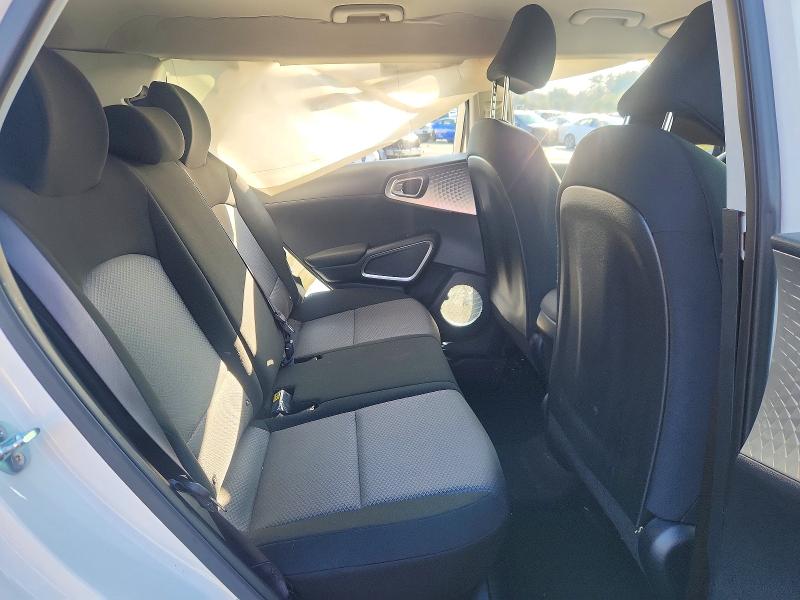 Продажа на аукционе авто 2024 Kia Soul, vin: KNDJ23AU5R7225889, номер лота: 41948376
