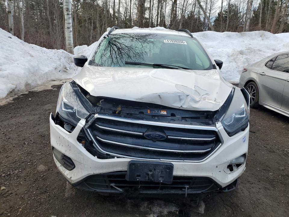 Продажа на аукционе авто 2018 Ford Escape, vin: 1FMCU0GD1JUC91916, номер лота: 41939356