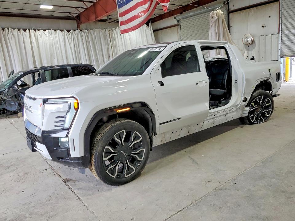 47251156 :رقم المزاد ، 1GT40LELXSU403355 vin ، 2025 Gmc Sierra مزاد بيع