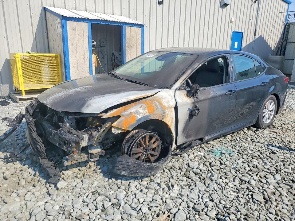Auction sale of the 2025 Toyota Camry, vin: 4T1DAACK6SU032038, lot number: 47821386