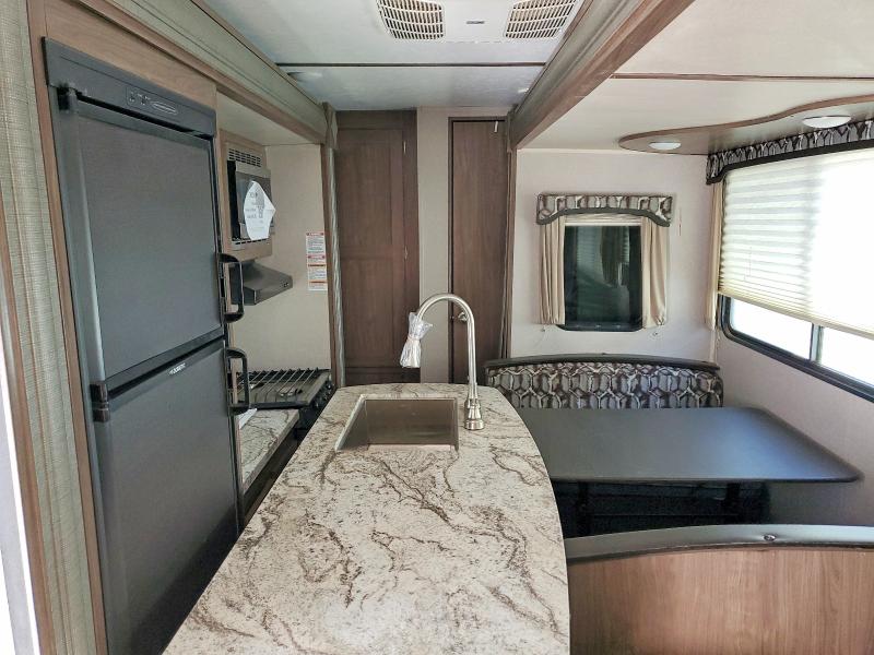 46994506 :رقم المزاد ، 4YDT32B26K7243334 vin ، 2019 Keystone Hideout مزاد بيع